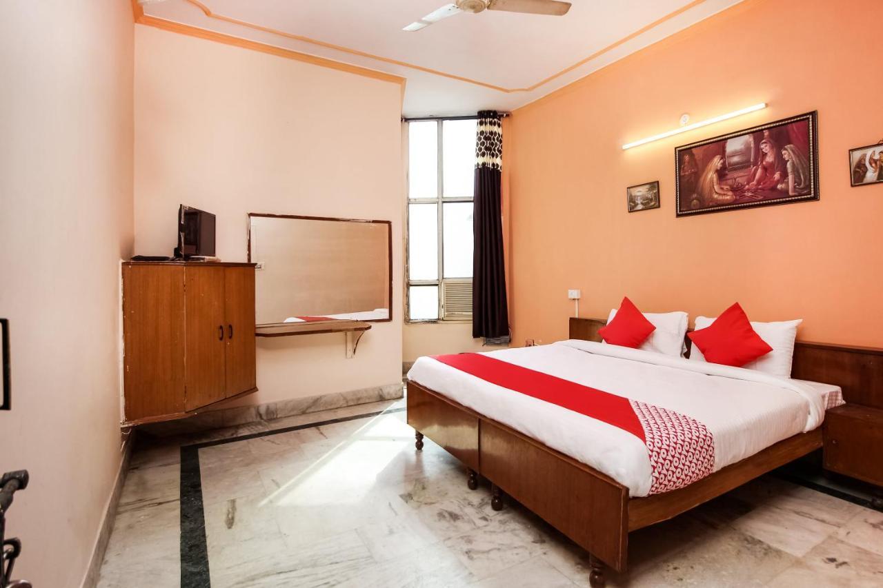 अपार्टमेंट Apoorva Dlx